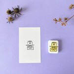 絵画を堪能する猫　meganehanko猫はんこおだし の消しゴムはんこ