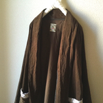 brownコーデュロイのシンプルコート