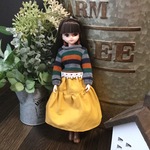 22㎝ドール用リカちゃんグレー系ボーダーニットと黄色スカートのセット