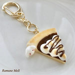 耳からマシュマロうさぎさんチョコレートスモアピザ/キーホルダー