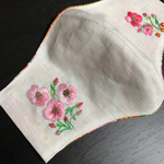 リネンに手刺繍②  裏地はリバティ　送料無料