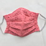 ピンクレースのプリーツマスク