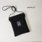 ブラックコードュロイのサコッシュ ショルダーバッグ