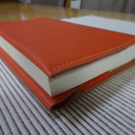 新書サイズ革のブックカバー　ciaobella様ご予約品です。その他の方のご購入はお控え下さい。