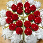 「natural36さまオーダー品♪」ザックリ切れるいちごのホールケーキ