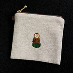 刺繍 ミニフラットポーチ 食いしん坊でこざる