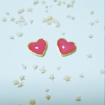 【送料無料】ちいさなハートピアス(ピンク)