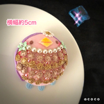 アマビエ様くるみボタンブローチ(横幅約5cm)