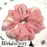 ステッチ◌フラワー🌼プレーンシュシュ✨(いちご🍓)