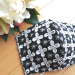 【大人気❤️】秋におすすめ　レースマスク　綿ローン　お花　秋マスク　刺繍　刺繍マスク　レース　マスク　おしゃれマスク　綿ローンマスク　涼しいマスク　かわいいマスク　秋用マスク