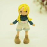 [S]模様編みネックセーターを着たの女の子　ストラップ