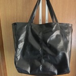 馬革の軽いトートバッグ　ブラック2