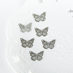 【4個入】バタフライ　蝶々　パーツ　butterfly 透かし　シルバー　B001S