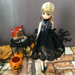 リカちゃん　服　ハロウィンワンピース🎃　ホルターネック✖️ ブラックレーススカート
