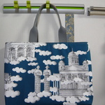 フランス生地　「幸せの時間」大きめトート