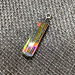 虹の結晶 ビビッド八面柱ミニシングル ピアス/イヤリング