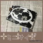再販①ミニウェットティッシュポーチ＊フラワー＊黒＊汗拭きシートやメイク落とし