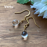 ブリリアント・ドロップカット＊水晶の一粒ピアス＊*