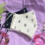 数字柄 ナンバー柄 息がしやすいマスク 黒