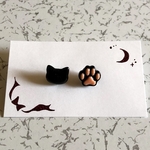 黒猫のノンホールピアス