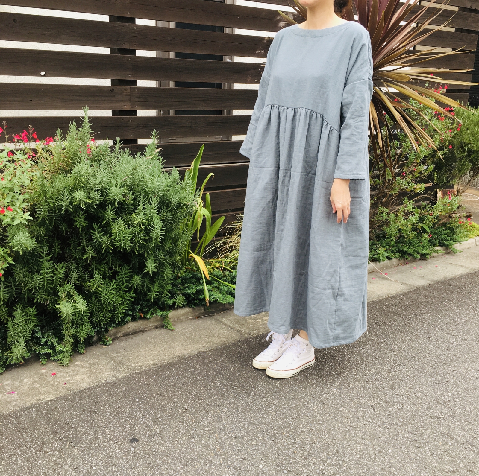 注目ショップ ふんわり優しいダブルガーゼギャザーワンピース ブルーグリーン ワンピース Www Comisariatolosandes Com