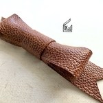 送料込★（茶系）ストールクリップ(りぼん)本革レザー