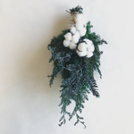 ヒムロスギとモミの木のクリスマススワッグ