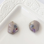 𝕜𝕦*𝕞𝕠𝕞𝕠𖦥⚘𖡡大人 スモーキー カラー  天然石型 レジン フラワー ピアス 母の日