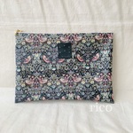 新柄！！liberty スタイリッシュなポーチ♡