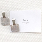 Square Pearl Silver Pierce