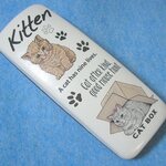 眼鏡ケース　箱を被った猫と子猫