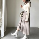 【ラスト1点】　２色から選べるシワにならないウール混生地のプリーツスカート 高見え 【ウール混プリ−ツ２色】