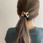 大人ヘアゴム　カフェオレ　髪しっかりまとまる