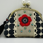 アネモネ刺繍のがま口