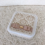 再販ミラー付き収納ケース ダマスク柄 ベージュ
