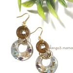 今だけ300円☆花入レジンチャーム☆ウッドリングのピアスのピアス/イヤリング