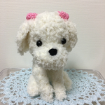白いワンちゃん　マルチーズ　プードル　編みぐるみ
