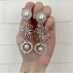 シルバーフラワーピアス