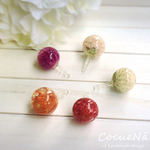 White  clover ball earphonejack.