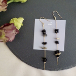 ブラックスピネル×ダルメシアン＊天然石の揺れるロングチェーンシリーズ【14kgf/pierce or earring 】