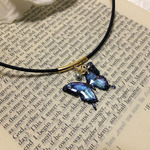 蝶とリボンのネックレス〔ラバーチョーカー〕ブルー