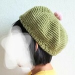 とにかくかわいい！3才～幼稚園生くらい向け☆ニットベレー帽グリーン（ピンクのトップ）