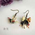 折鶴とリボンのアシメントリーピアス レトロガール