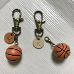 イニシャル付きバスケット🏀 キーホルダー