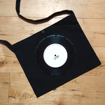 本物のレコードを使ったサコッシュ「bagu」B&W