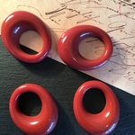 2個インポート　フープデザインカボション　レッド