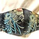 高級ジャガード　黒に艶やかなブルーゴールド花　和柄　立体型マスク　不織布内蔵　Lサイズ　大人用　レディース　メンズ小　中高生
