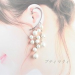 ＊パール＊ホワイトカラーのゆらゆらイヤーフック