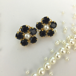 お花のピアス（黒）