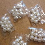 【No.0034】コットンパール風樹脂パール《6mm》50コセット【貫通穴】